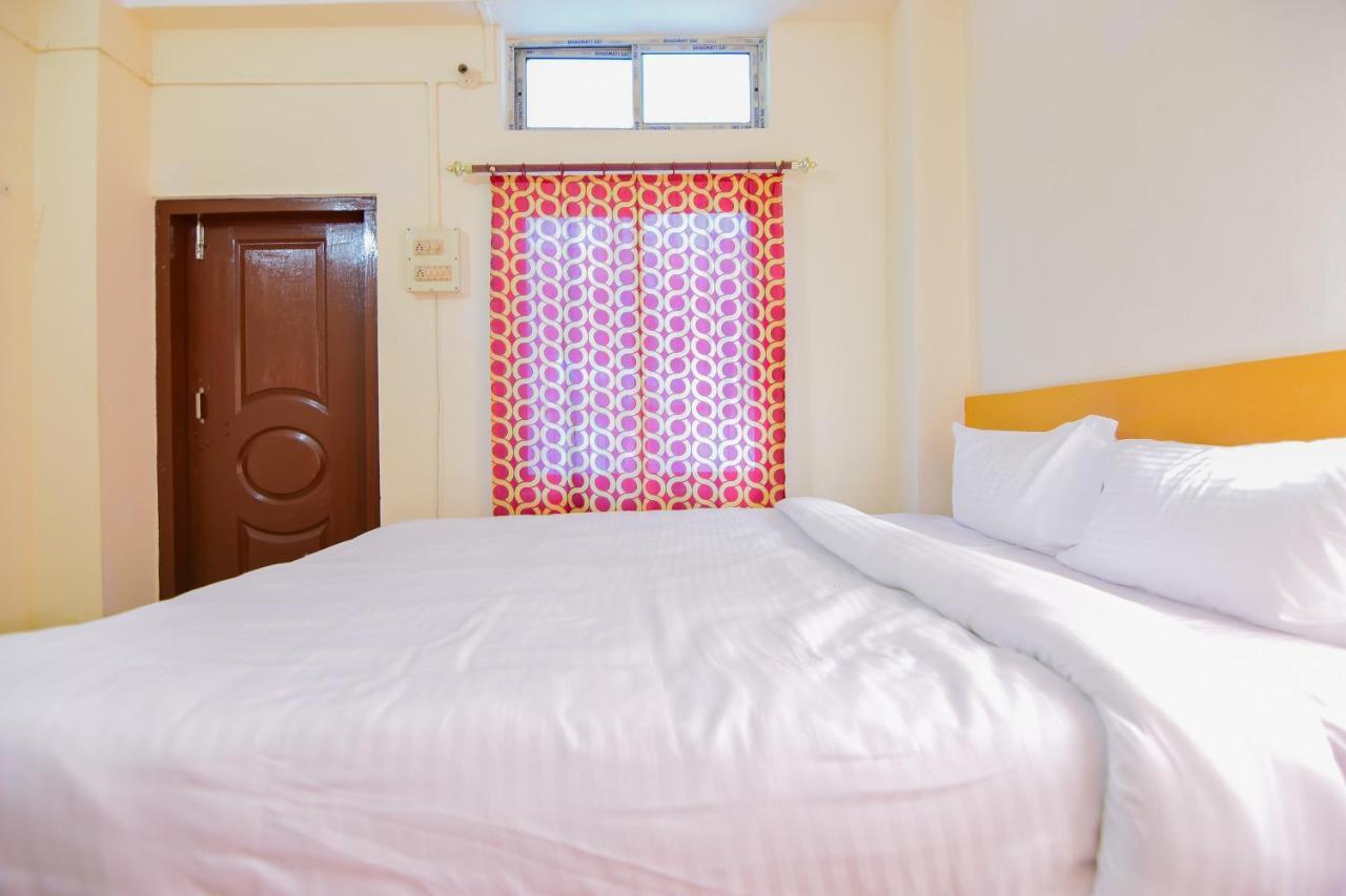 Spot On 30735 Dreamland Guest House Dispur Екстер'єр фото